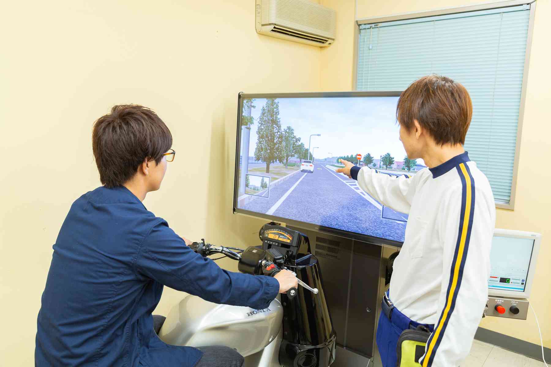 シミュレータの写真